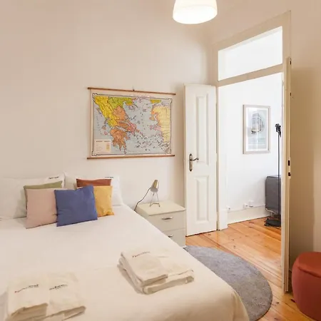 Апартаменты Flh The Poet Near Saldanha Лиссабон