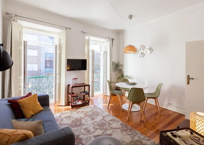 Flh The Poet Near Saldanha شقة